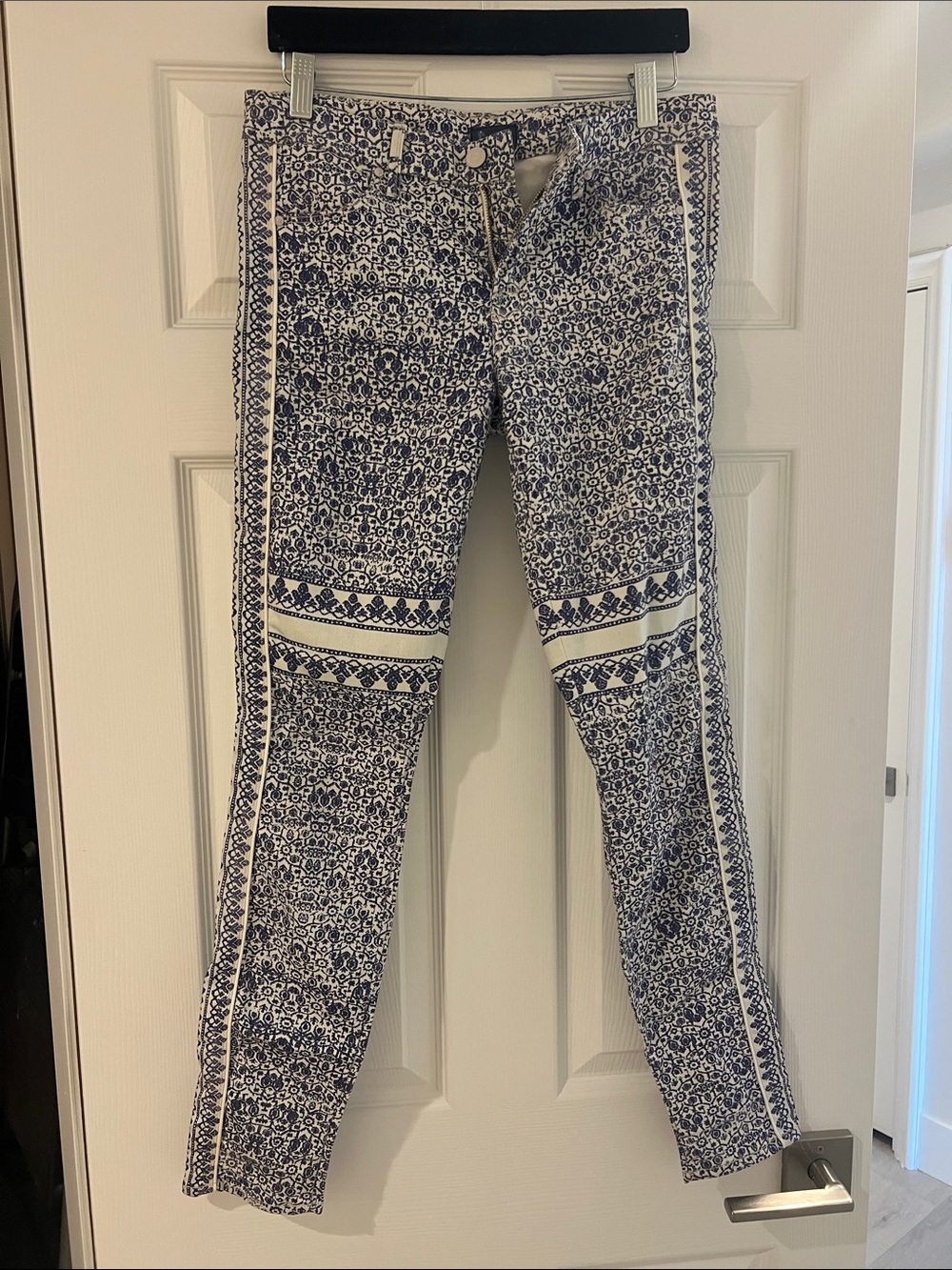 MOTHER Navy and White Printed Skinny Pants